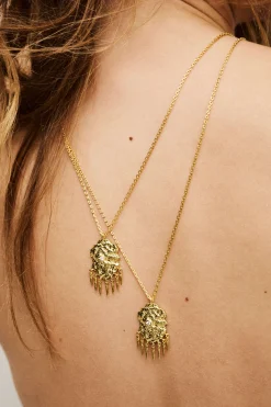 ANOUCHKA< Sale