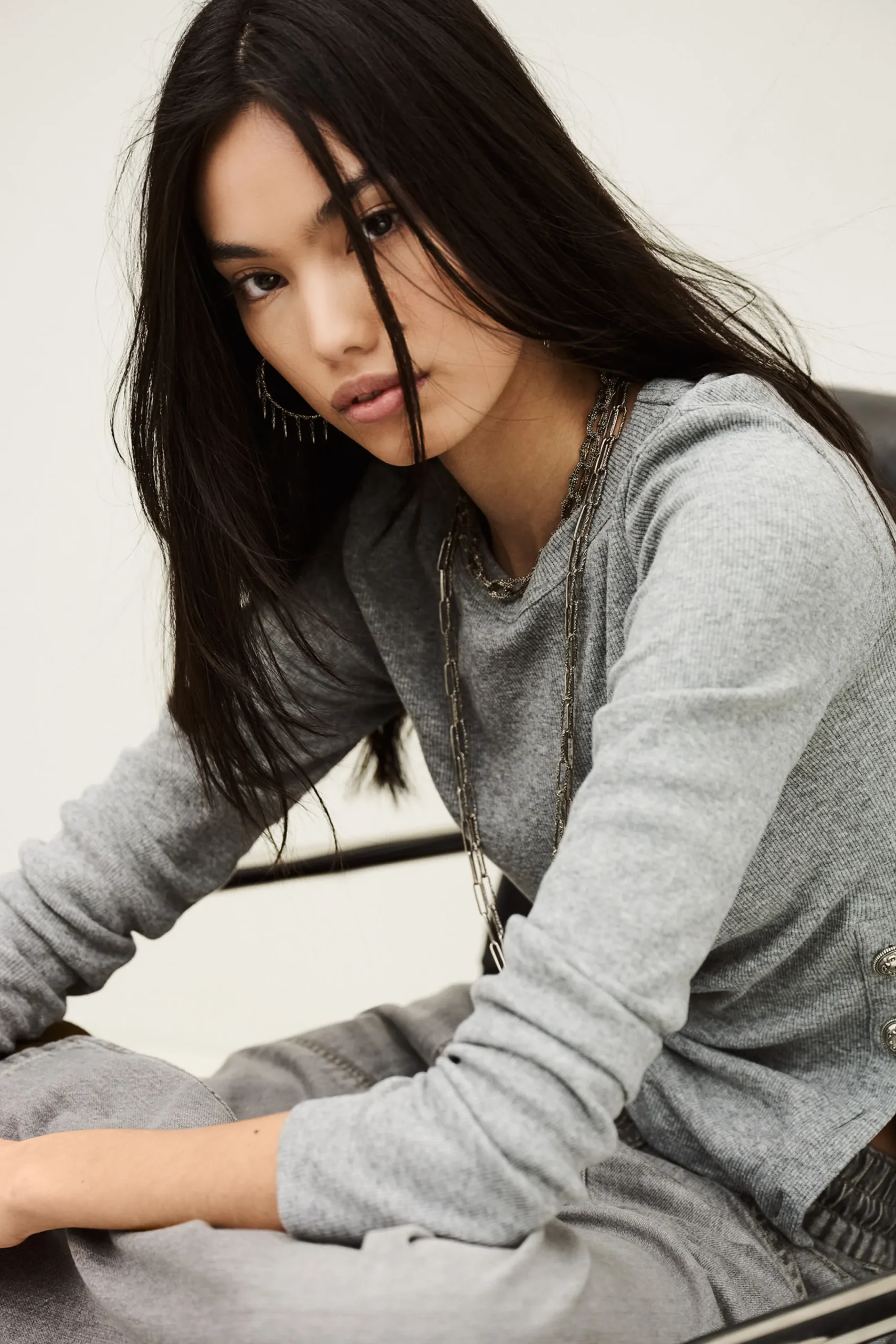 GIULIA< Online