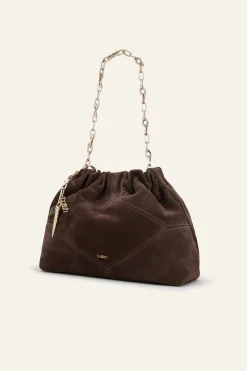 JUNE< Outlet