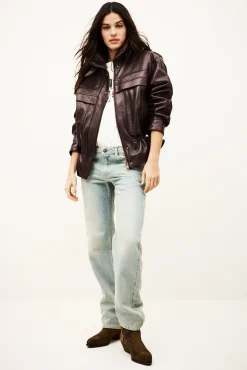 KASSIA< Outlet