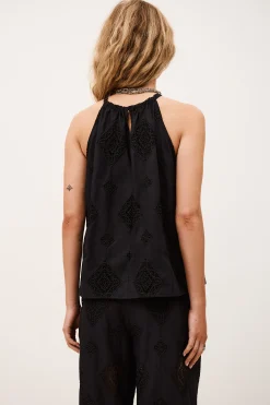 MAXI< Discount