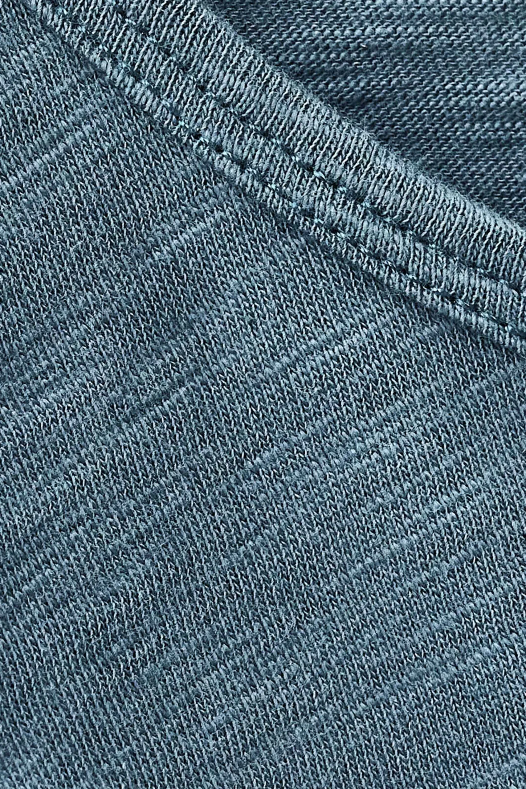 VINA< Hot